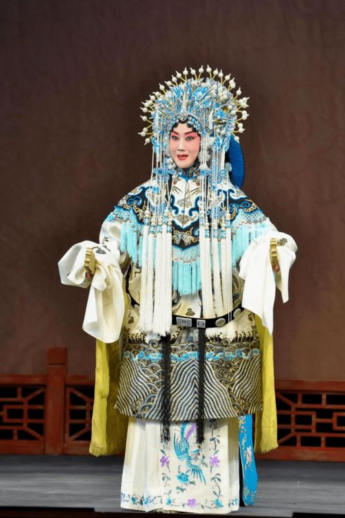 京劇服飾 見衣識(shí)人 原來大有玄機(jī)