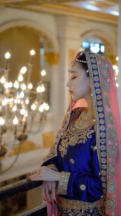 95后姑娘拍攝56個(gè)民族服飾,人民日?qǐng)?bào)轉(zhuǎn)發(fā),8000萬(wàn)贊 這種美,只有中國(guó)人最懂 費(fèi)青