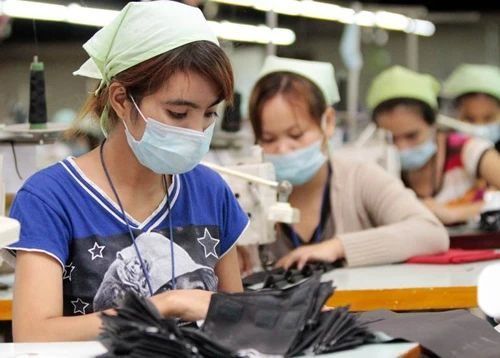 柬埔寨 無(wú)單可做 91家制衣廠擬申請(qǐng)停工,6萬(wàn)多工人無(wú)工可做